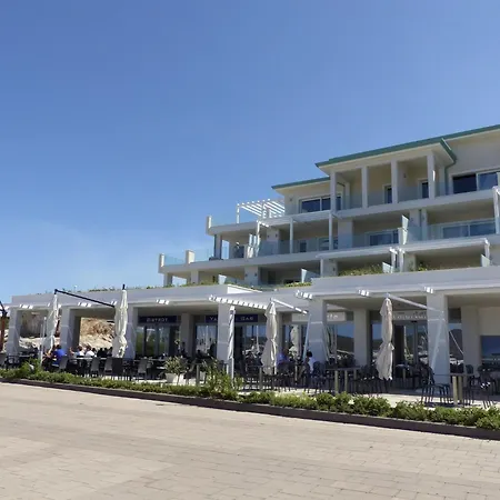 With Terrace For 4 People Apartamento