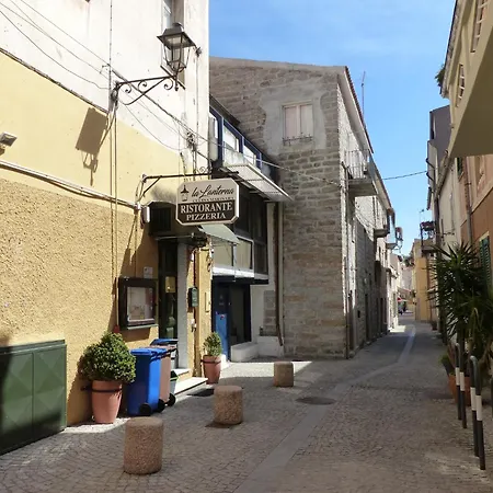 With Terrace For 4 People Apartamento *